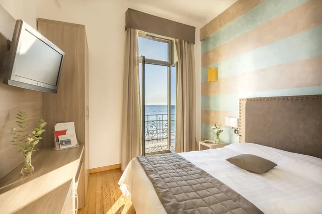 Room, Twin Beds, Sea View, Parigi 2/3
