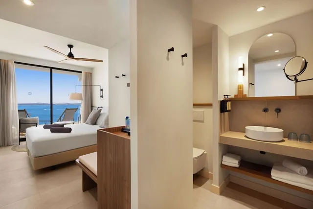 غرفة بريميوم بسرير فردي بإطلالة على البحر بشرفة، Inmood Aucanada Hotel 4/9