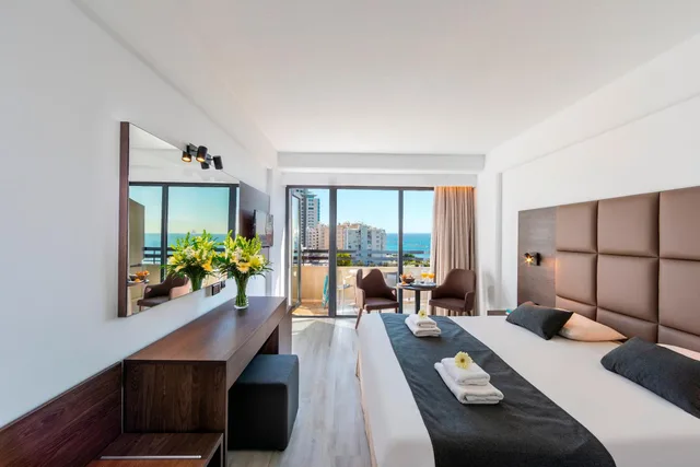 Deluxe, Double Bed, Side Sea View، Odysseia Hotel Kapetanios 2/2