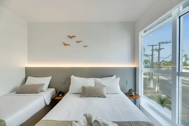 غرفة بريميوم بسرير مزدوج وسرير فردي بإطلالة على المدينة، Hotel Praia Bonita Jatiuca 2/10