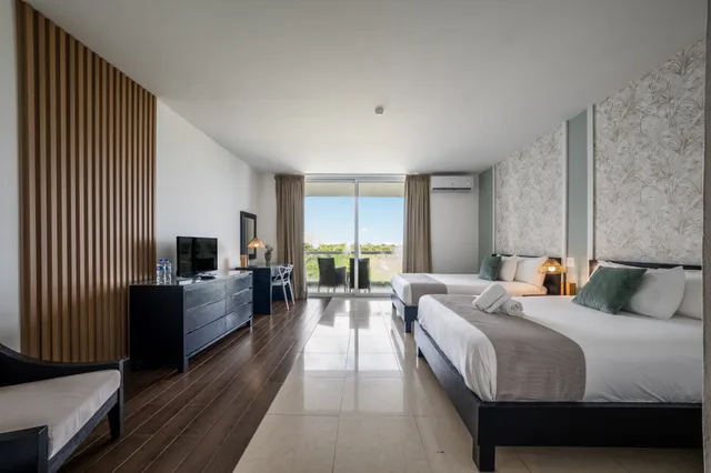 Luxury, Suite, Playa Blanca Beach Resort - All Inclusive 1/1
