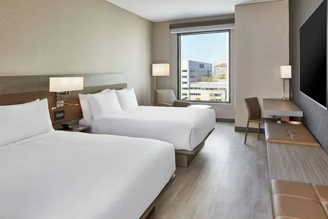 غرفة بسريرين كوين لذوي الإعاقة، Ac Hotel By Marriott Sacramento 3/8
