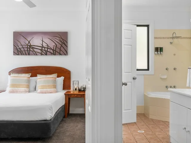 شقة بسريرين كينج وسرير كينج وسرير كوين بغرفتي نوم، Leisure Inn Pokolbin 2/7