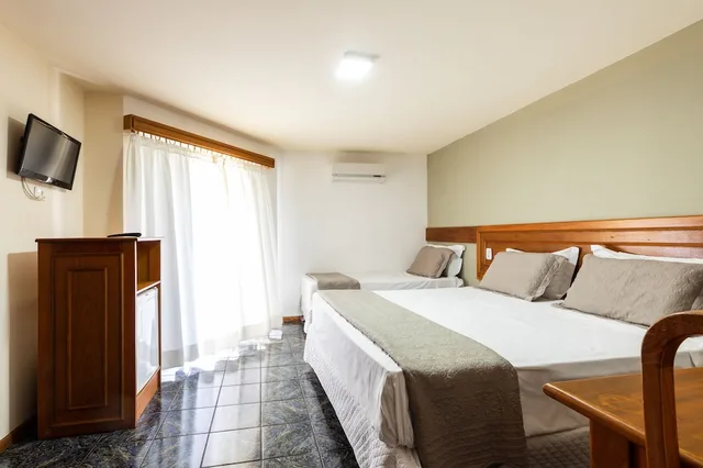 غرفة ديلوكس ثلاثية، CANZI CATARATAS HOTEL 1/2