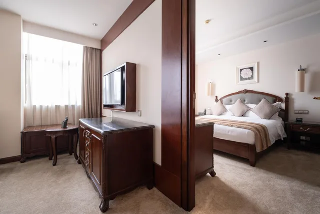 جناح جونيور بسرير كينج، Tang Palace Hotel 2/4