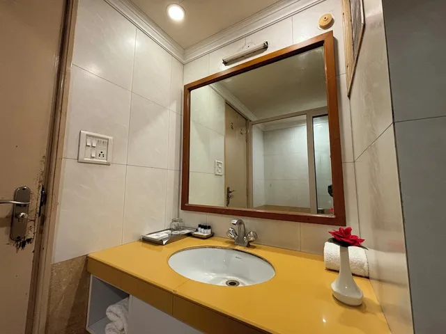 غرفة سوبيريور بسريرين منفصلين بغرفة نوم واحدة، HOTEL PRADEEP 4/6