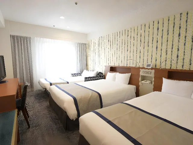 غرفة ثلاثية بسريرين مزدوجين، Narita Tobu Hotel Airport 1/1