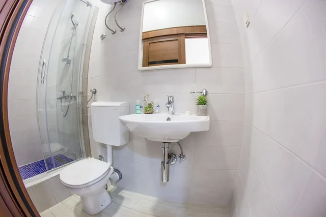 1 Bedroom, Deep Sea, Classic, Queen Bed، Villa Dieden 4/6