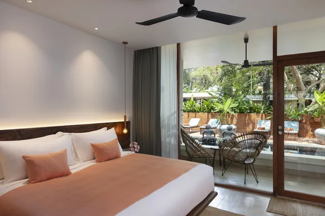 Colonial Premier Room، FCC Angkor by Avani 1/8