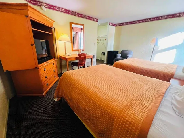 غرفة بسريرين كوين لغير المدخنين، Barrington Hotel Schaumberg Near I 90 4/10