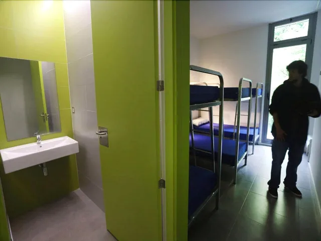 سكن مشترك مختلط بستة أسرّة وأسرّة بطابقين، Green Nest Hostel Uba Aterpetxea 10/10