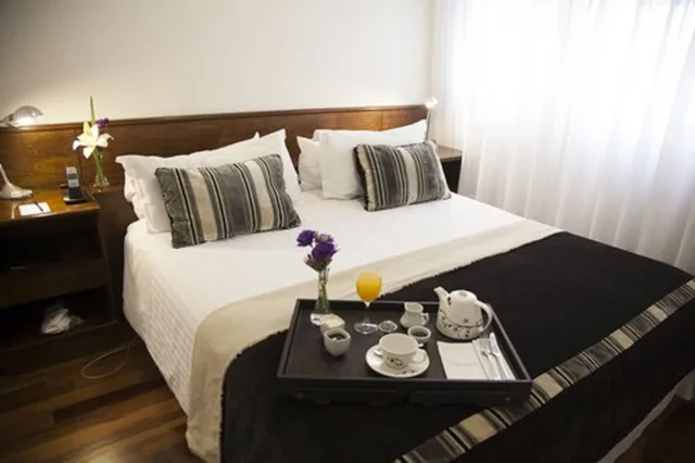 Premier, Suite, King Bed, Feirs Park Hotel 5/7