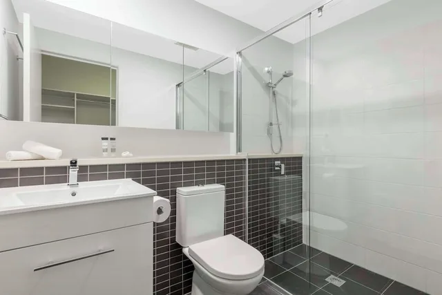 2 Bedrooms, Executive, Apartment, 2 King Beds, Oaks Brisbane Woolloongabba Suites 4/4