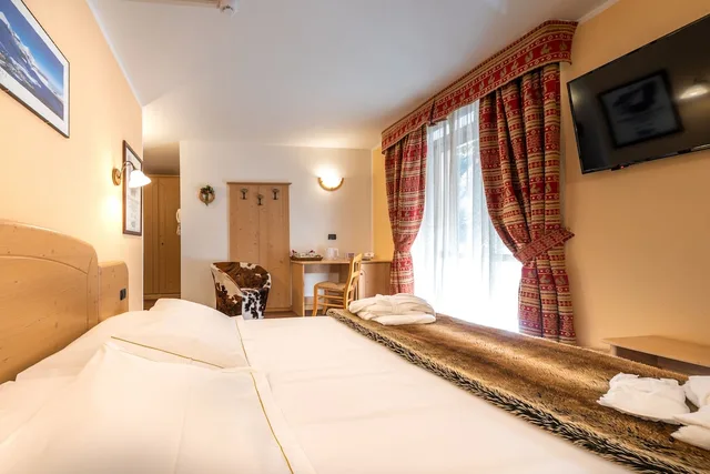 Classic, Twin Beds, Hotel Lo Scoiattolo 1/6