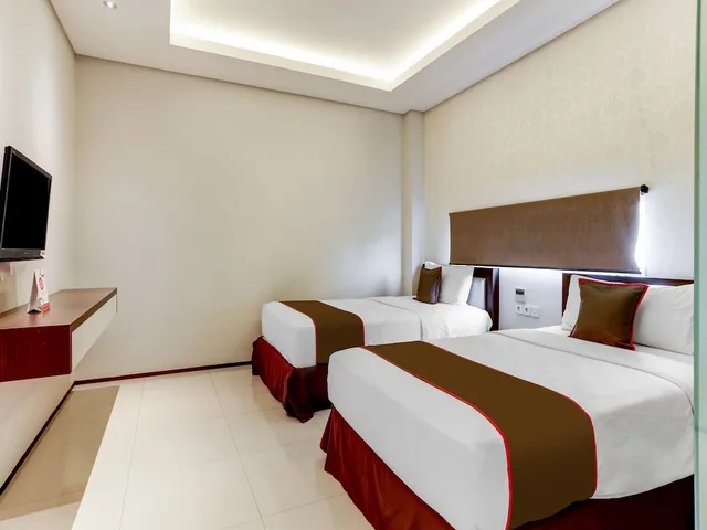 غرفة ديلوكس بسريرين منفصلين، Collection O at Jalan Padma near Legian Beach 1/5