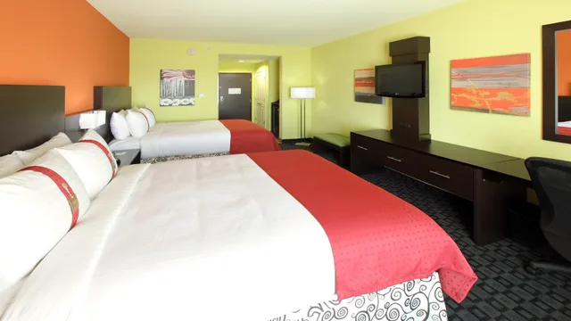 غرفة قياسية بسرير مزدوج، Holiday Inn Garland 1/6