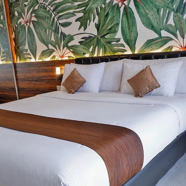 غرفة بسرير كوين بشرفة، Front One Resort Magelang 7/10