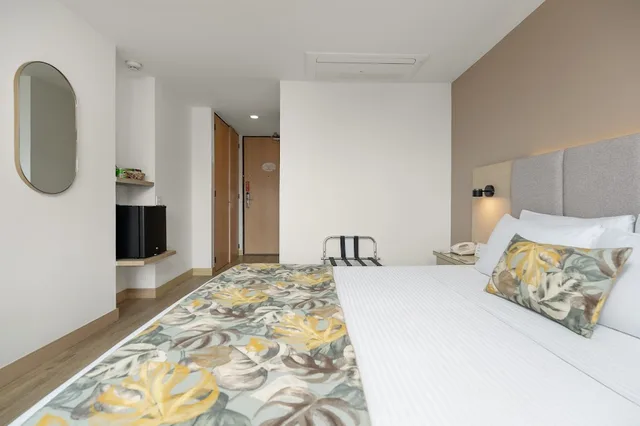 غرفة قياسية بسرير مزدوج، Novelty Suites Hotel 3/5