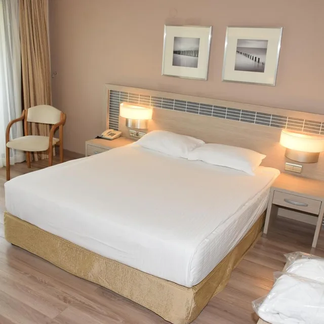 جناح، Pam Thermal Otel 4/10