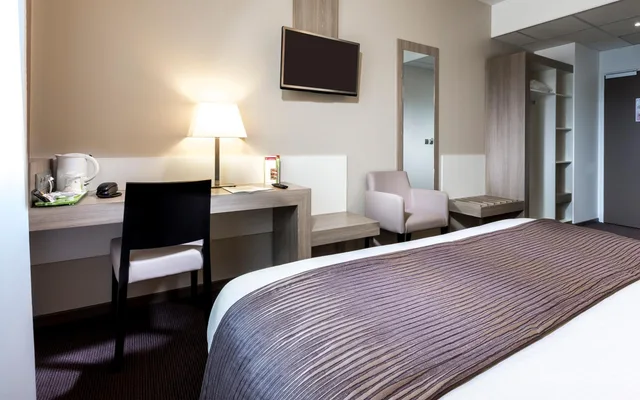 غرفة سوبيريور بسرير مزدوج، Hotel Campanile Metz Nord - Talange 5/10