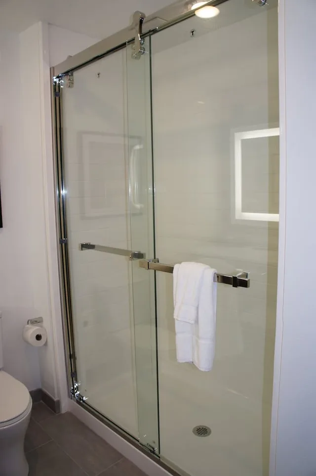 غرفة بسرير كينج، La Quinta Inn & Suites by Wyndham Texas City I 45 4/4