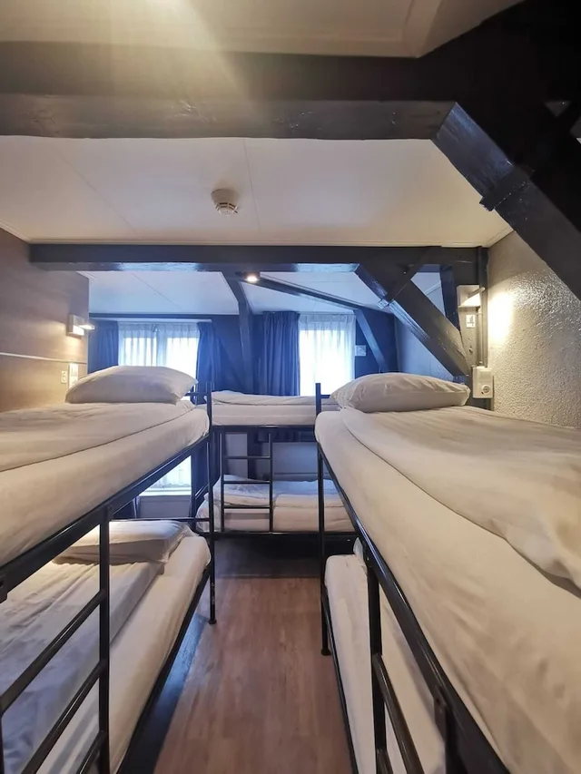 سكن مشترك مختلط بستة أسرّة، Hotel Mevlana 1/1