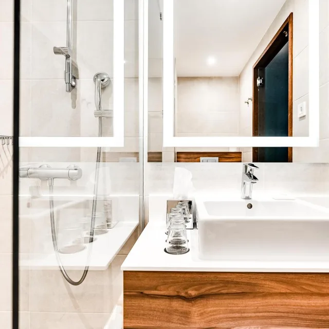 غرفة قياسية بسريرين منفصلين، Courtyard By Marriott Tampere City 5/5