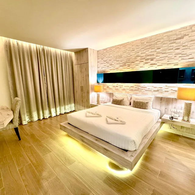 جناح، De Coze Hotel 4/10