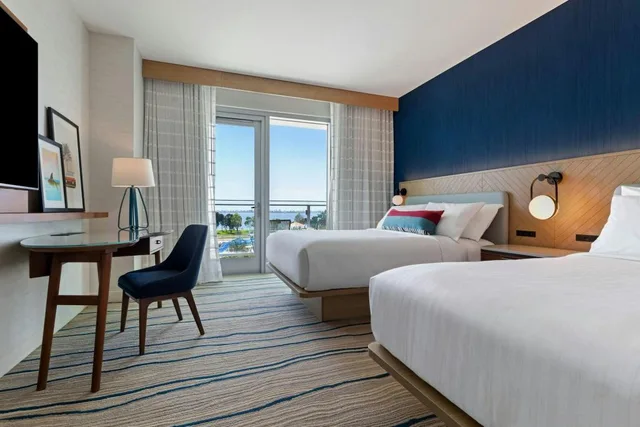Room, 2 Queen Beds, Bay View, Balcony، Gaylord Pacific Resort & Convention Center 5/7