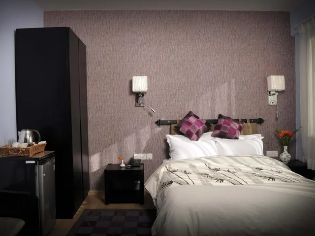 غرفة قياسية، Nirvana Home 2/2