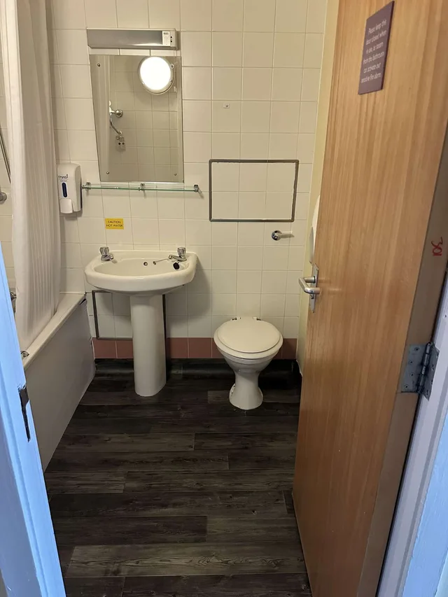غرفة قياسية بسريرين منفصلين، Britannia Inn Glasgow 10/10