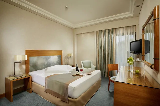 غرفة بسرير كوين، Rodos Park Hotel 4/6