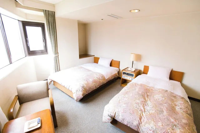 Basic, Twin Beds, Ohedo 1/2