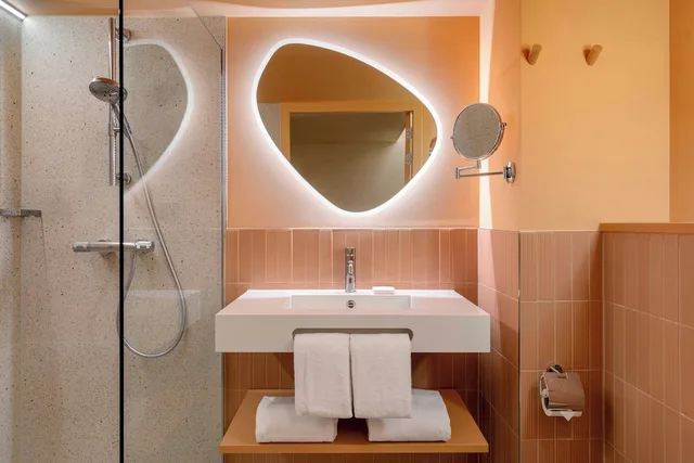 Comfort, Studio, King Bed, The Rebyl, Nijmegen, a Tribute Portfolio Hotel 5/5