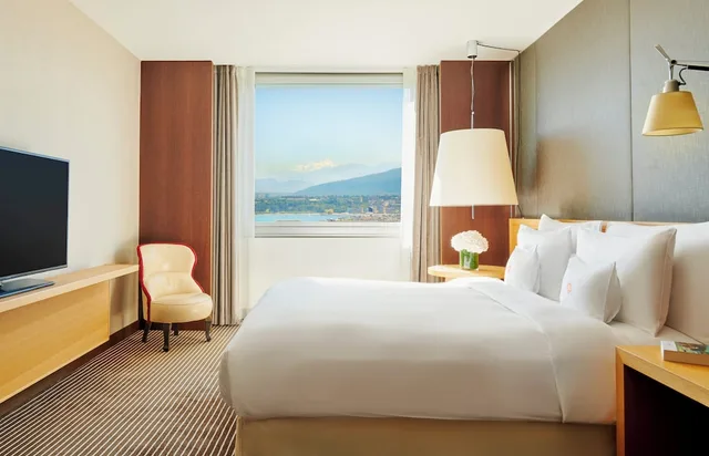 جناح بإطلالة على البحيرة، INTERCONTINENTAL GENEVA 1/2