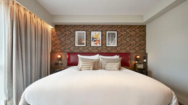 Room, Queen Bed, Accessible, voco Leicester, an IHG Hotel 1/2