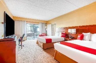 غرفة، Super 8 by Wyndham Dallas Love Field Airport 3/7