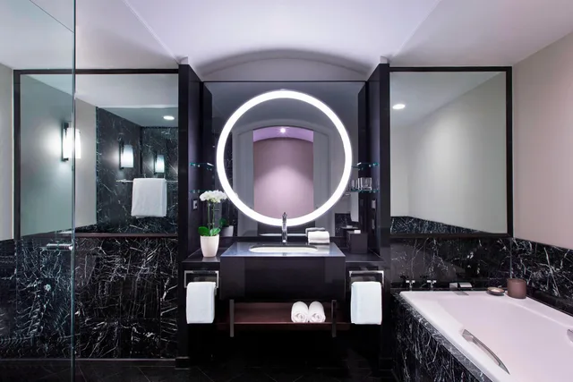 غرفة غراند تنفيذية بإطلالة على المتنزه مع دخول صالة النادي، Sheraton Grand Sydney Hyde Park Ex Sheraton On the Park 3/4