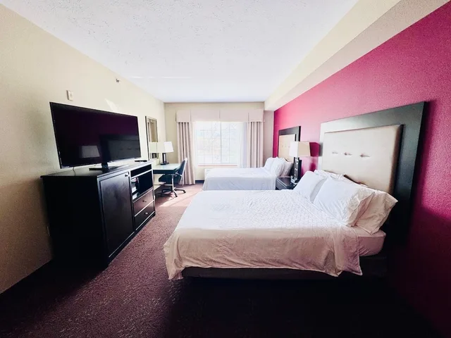 غرفة بسريرين كوين، Wyndham Garden Anchorage Airport 1/6