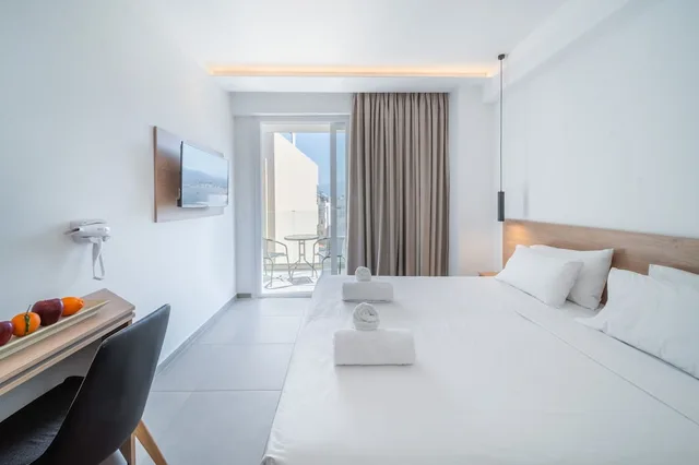 غرفة سوبيريور بإطلالة جزئية على البحر، Kahlua Boutique Hotel 3/8