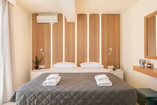 Deluxe, Apartment, King and Twin Beds, Elia Platanias 2/4