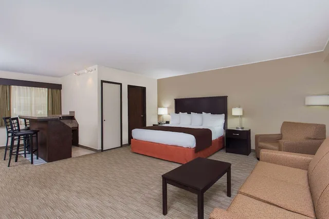 جناح استوديو بسرير كينج، Americinn By Wyndham Janesville 3/6