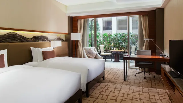 غرفة كلاسيكية بسريرين مزدوجين مع دخول صالة النادي لذوي الإعاقة، Intercontinental Jinan City Center Formerly Crowne Plaza Jinan City Center 4/7