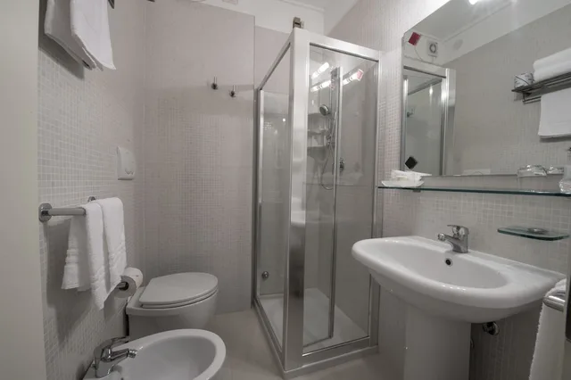 غرفة كومفورت بسرير كوين، PARK HOTEL MARACAIBO 4/4