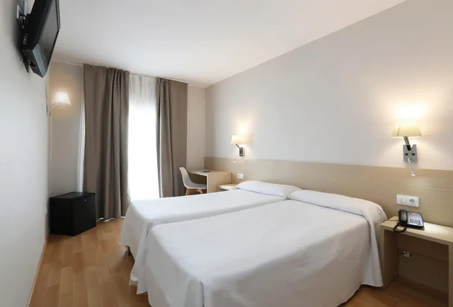 غرفة بسرير مزدوج، Hotel Guitart Central Park Aqua Resort 2/7