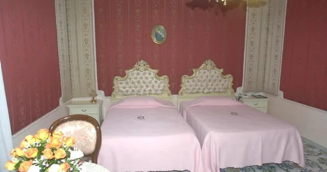 غرفة ثلاثية في الملحق، Grand Hotel La Sonrisa 2/2