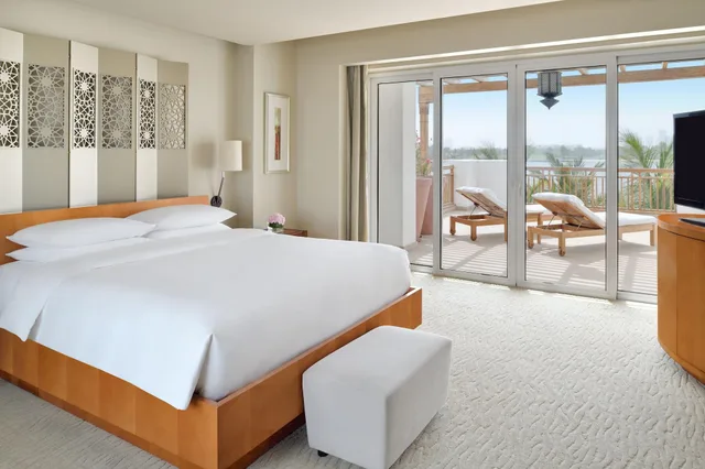 Park Suite Lagoon View، Park Hyatt Dubai Hotel 1/4