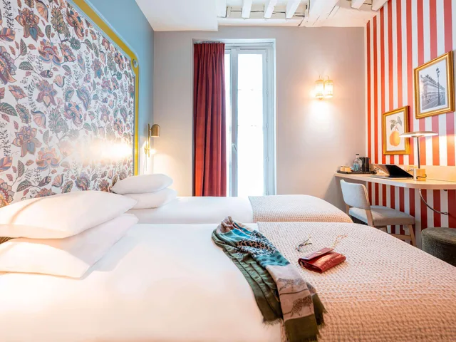غرفة بريفيليج بسريرين منفصلين، Mercure Paris Notre Dame Saint Germain Des Pres 2/10