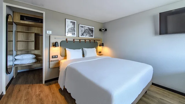 غرفة قياسية بسرير كوين، Campanile Nimes Centre Mas Carbonnel Hotel 3/10