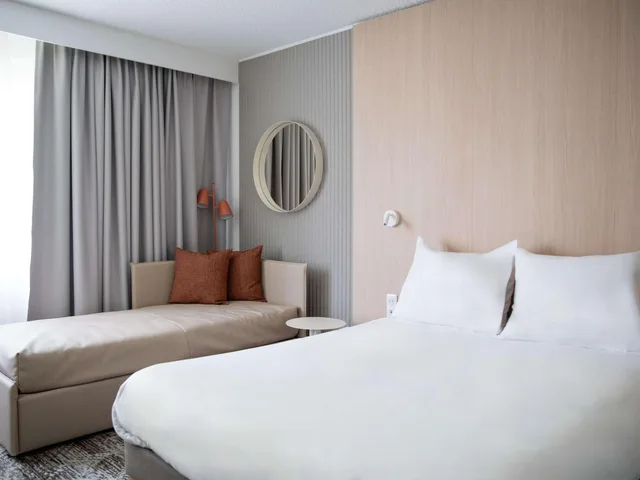 غرفة سوبيريور بسرير مزدوج، Novotel Macon Nord 2/8